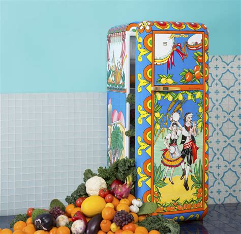 smeg dolce gabbana koffie|Dolce & Gabbana refrigerator.